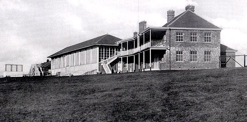 Bogside grandstand.JPG (70382 bytes)