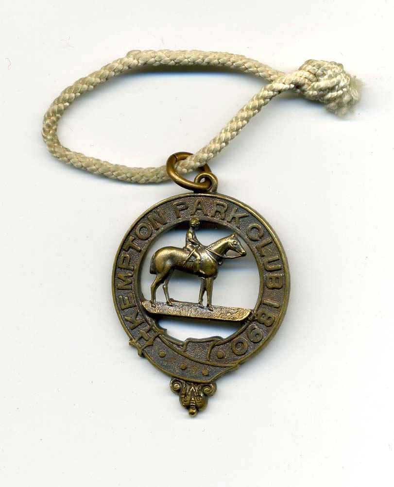 Kempton Park 1890 Gents Fob.jpg (72526 bytes)