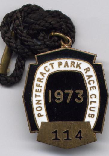 Pontefract 1973p.JPG (25324 bytes)
