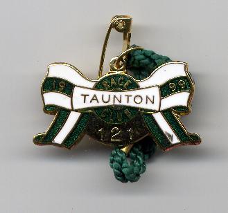 Taunton 1999.JPG (15471 bytes)