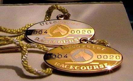 Uttoxeter 2004 pair.JPG (24500 bytes)