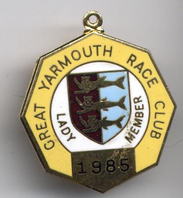Yarmouth 1985re.JPG (23819 bytes)